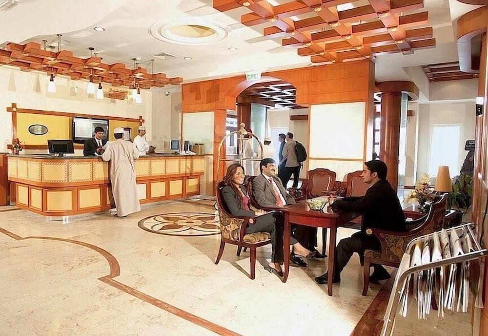 فندق سفير الدولى مسقط المظهر الخارجي الصورة