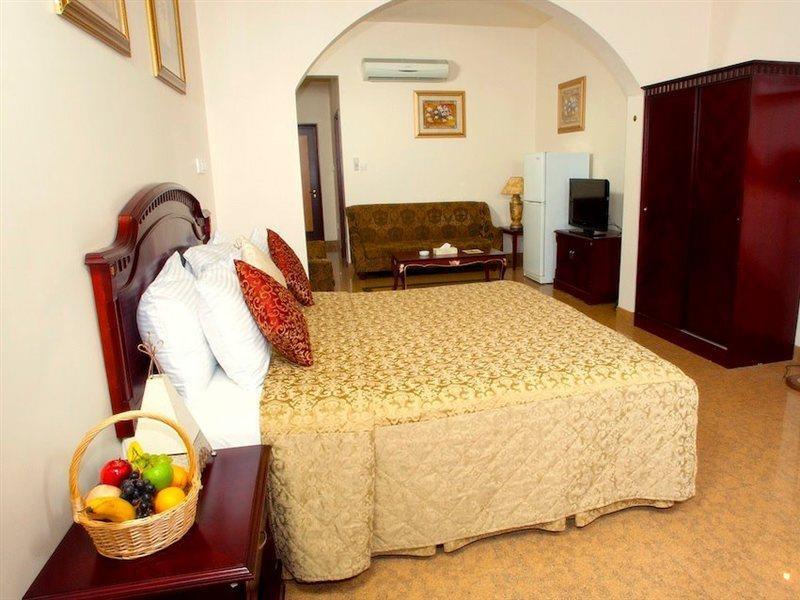 فندق سفير الدولى مسقط المظهر الخارجي الصورة